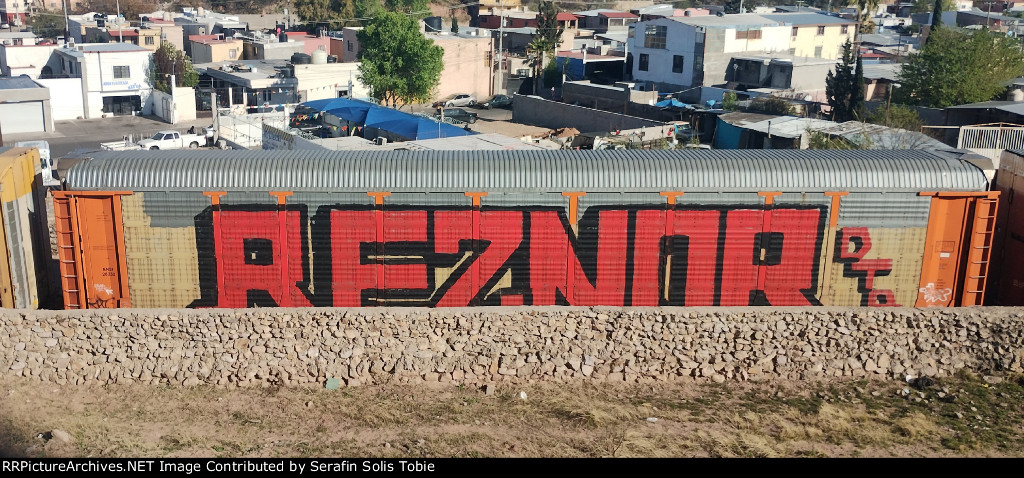 BNSF 28230 Con Grafiti 